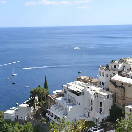 Alexa & Ella House בית נופש