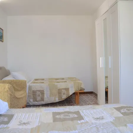 בית נופש Alexa & Ella House *