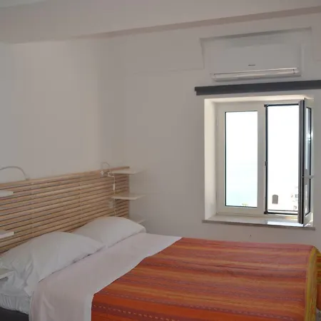 度假居 Alexa & Ella House *