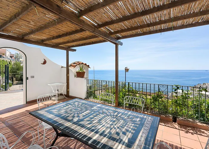 Vakantiehuis Alexa & Ella House *