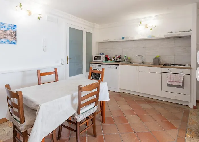 Alexa & Ella House * Positano