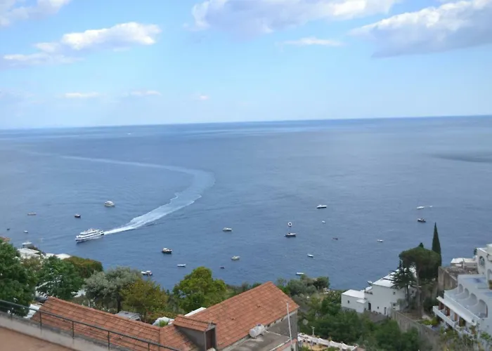 Alexa & Ella House *